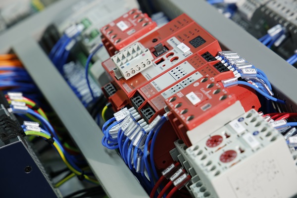 Allen-Bradley Safety and Sensing products available from Routeco Allen-Bradley Safety and Sensing products available from Routeco